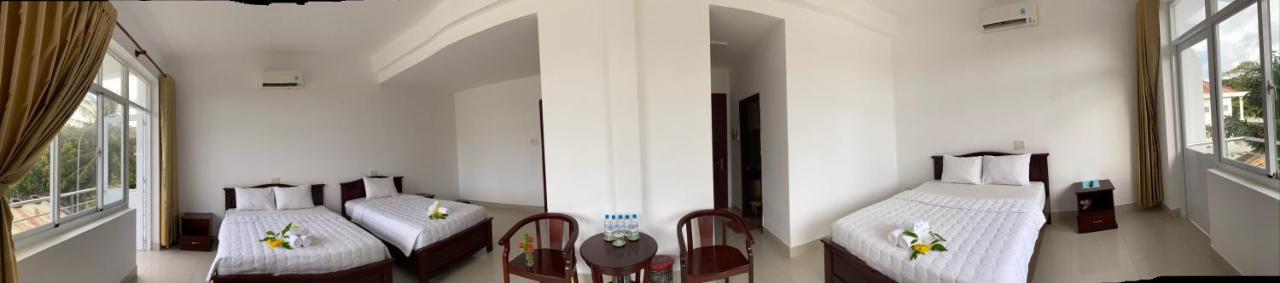 Con Dao Guesthouse Chi Khu Co Ong Exterior photo