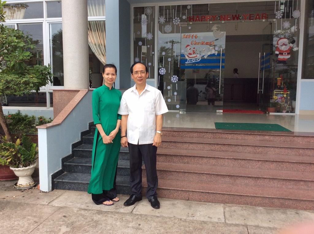 Con Dao Guesthouse Chi Khu Co Ong Exterior photo
