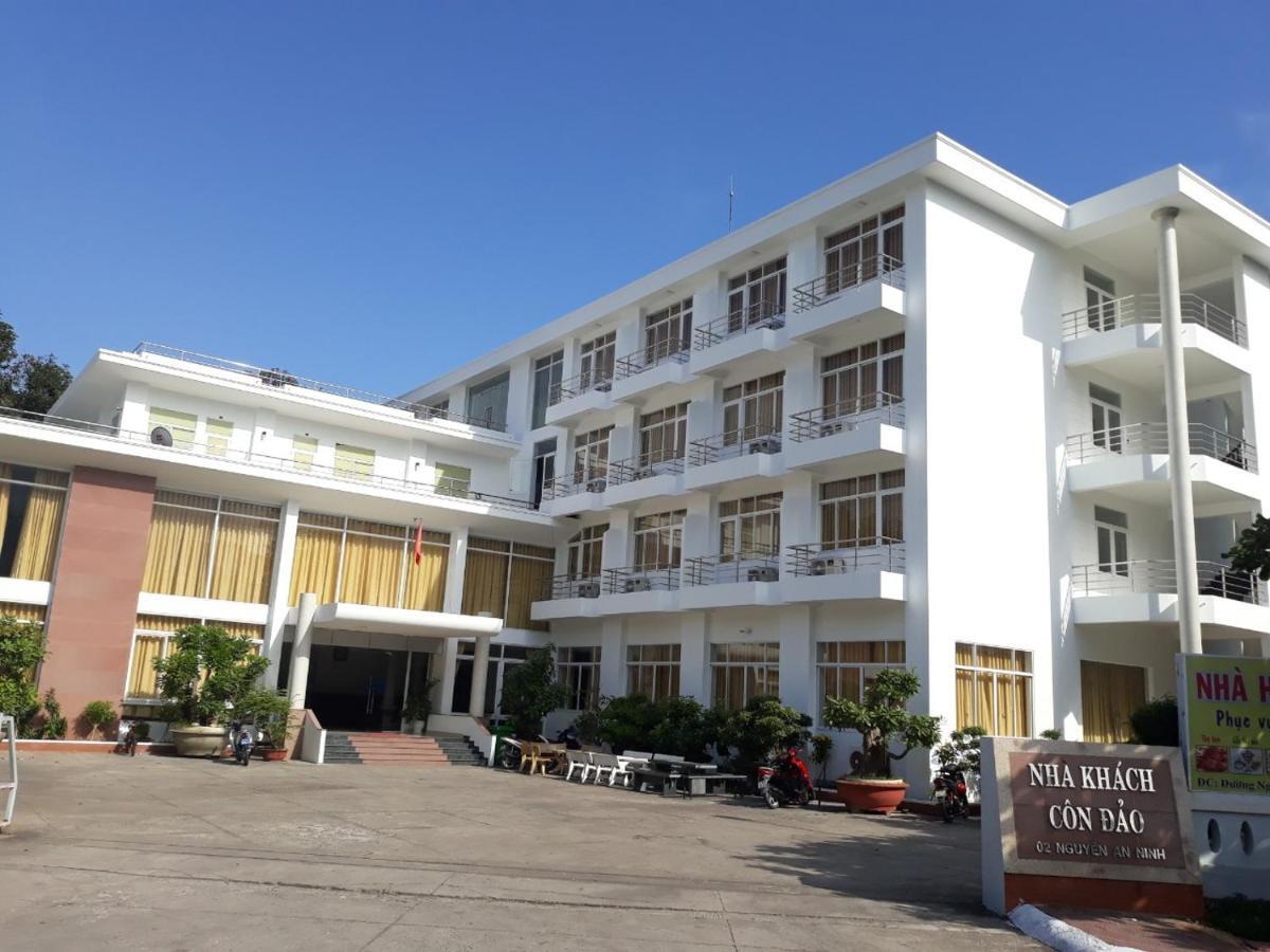 Con Dao Guesthouse Chi Khu Co Ong Exterior photo